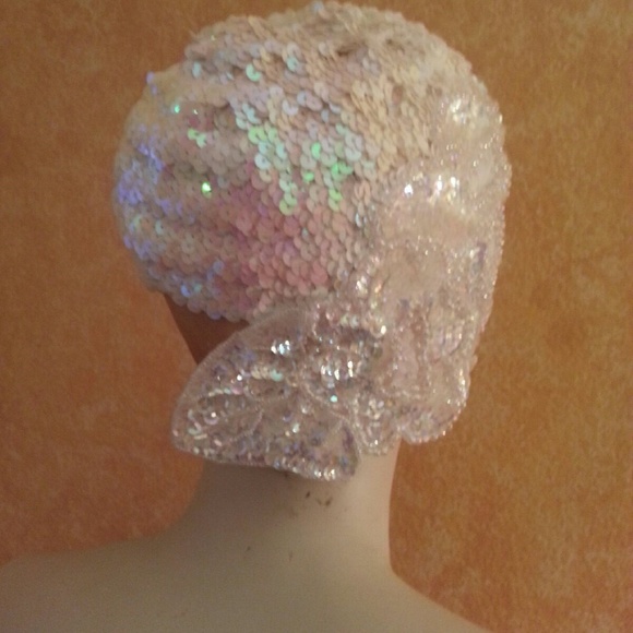 Gatsby Flapper Iridescent White Sequin Headpiece